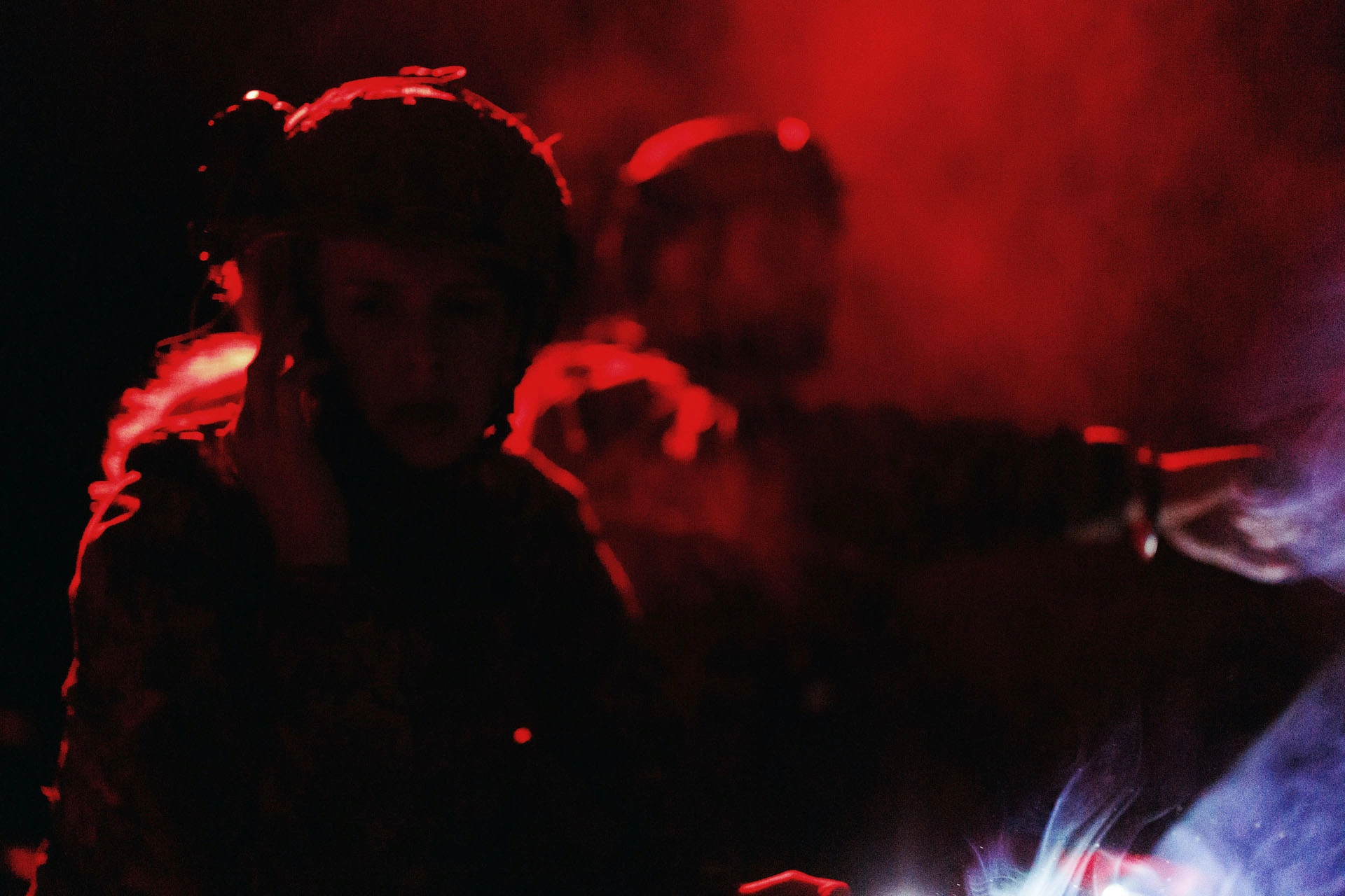 Військова мама вистава