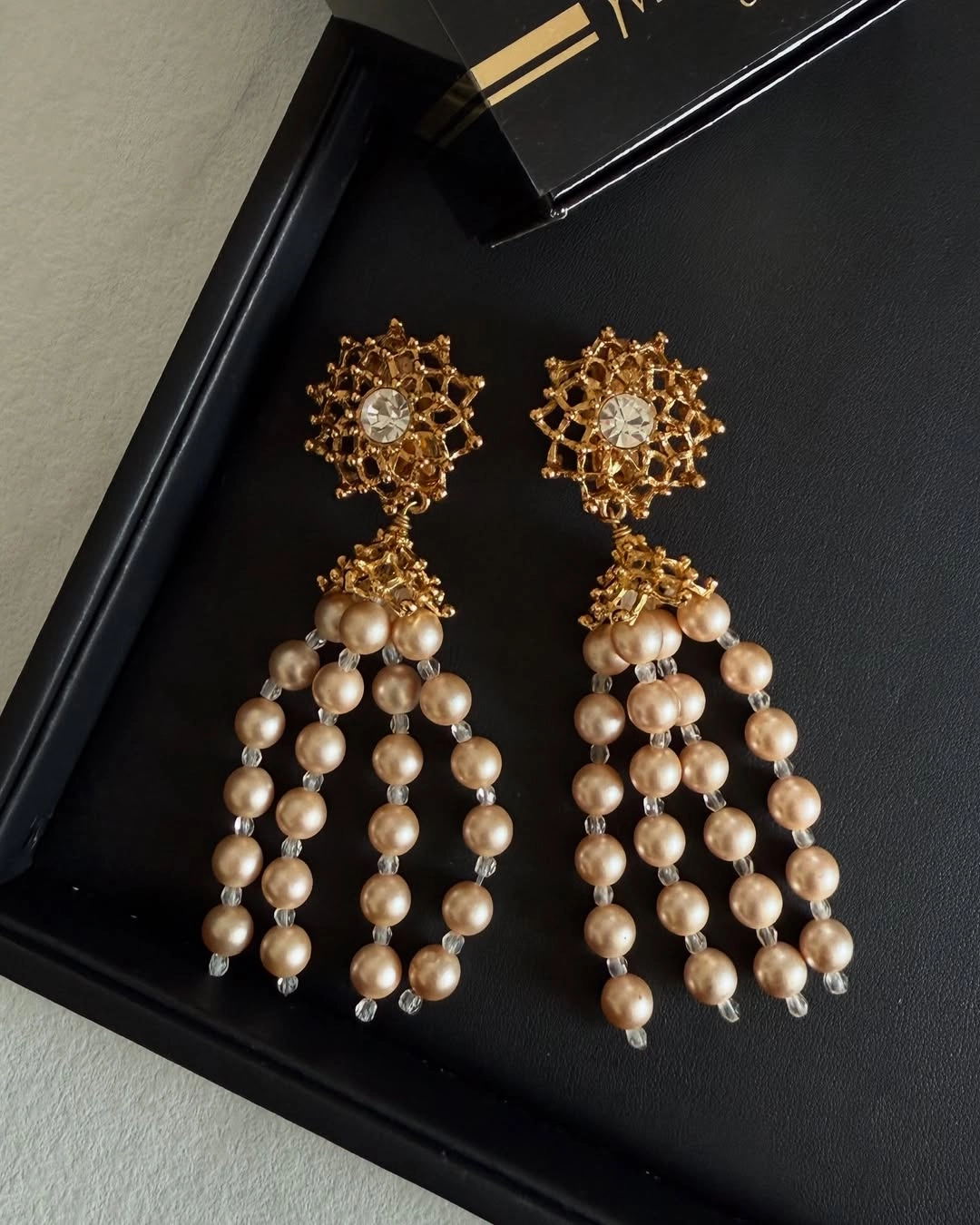 прикраси з перлинами