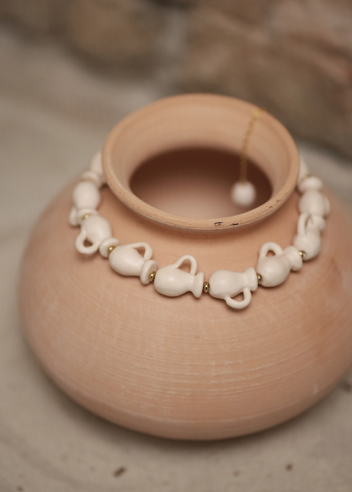 намисто з глини