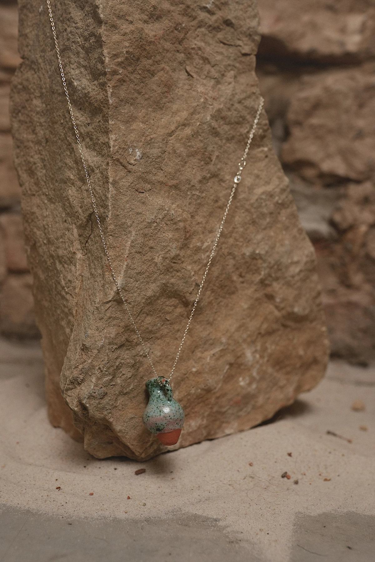 підвіс з глини 