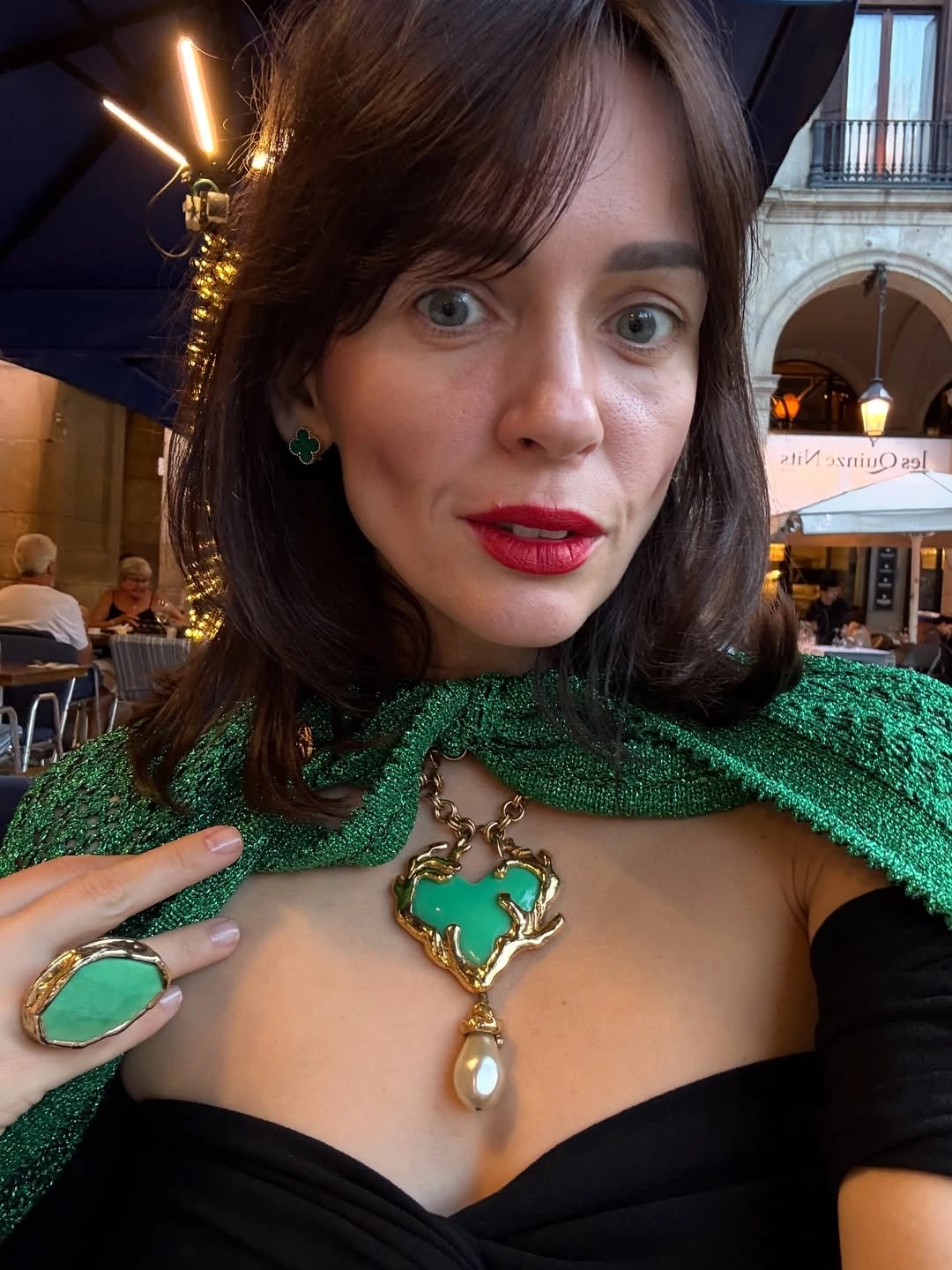 вінтажні прикраси