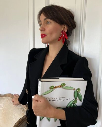 колекціонерка вінтажних прикрас Світлана Харченко