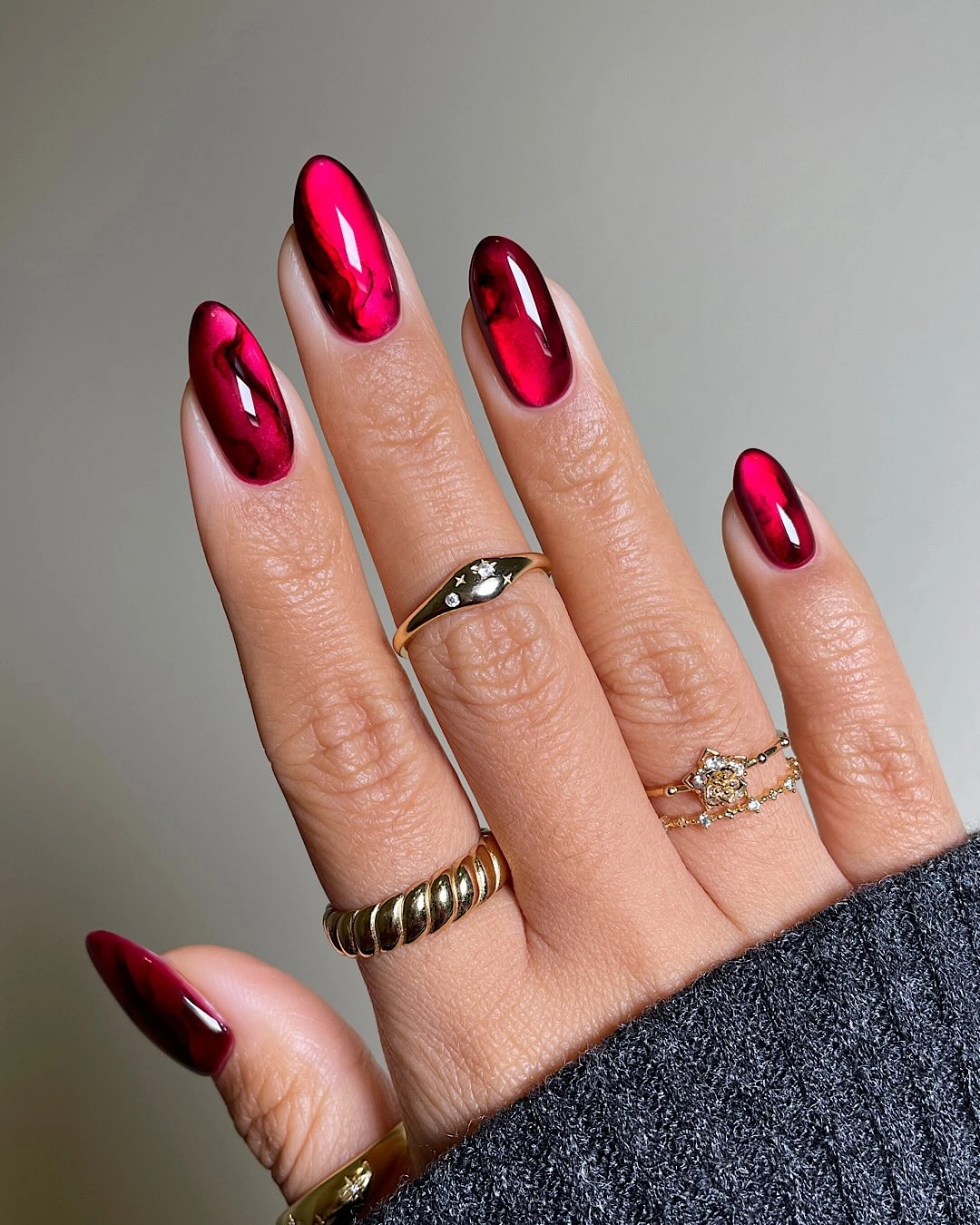 манікюр котяче око