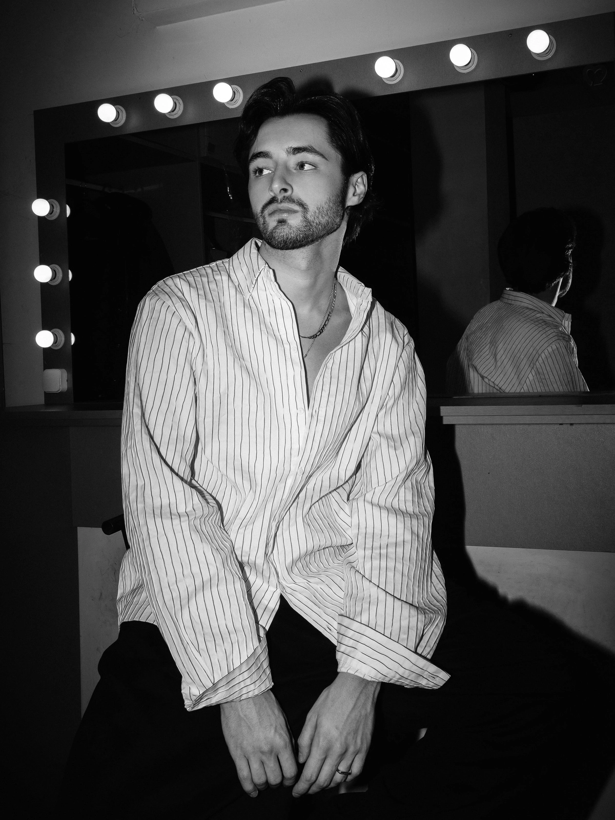 Чоловік говорить