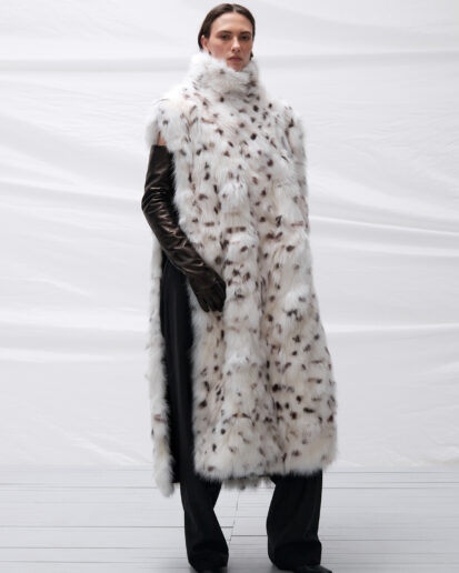 Затишні вбрання та стильні аксесуари в грудневих колекціях українських брендів