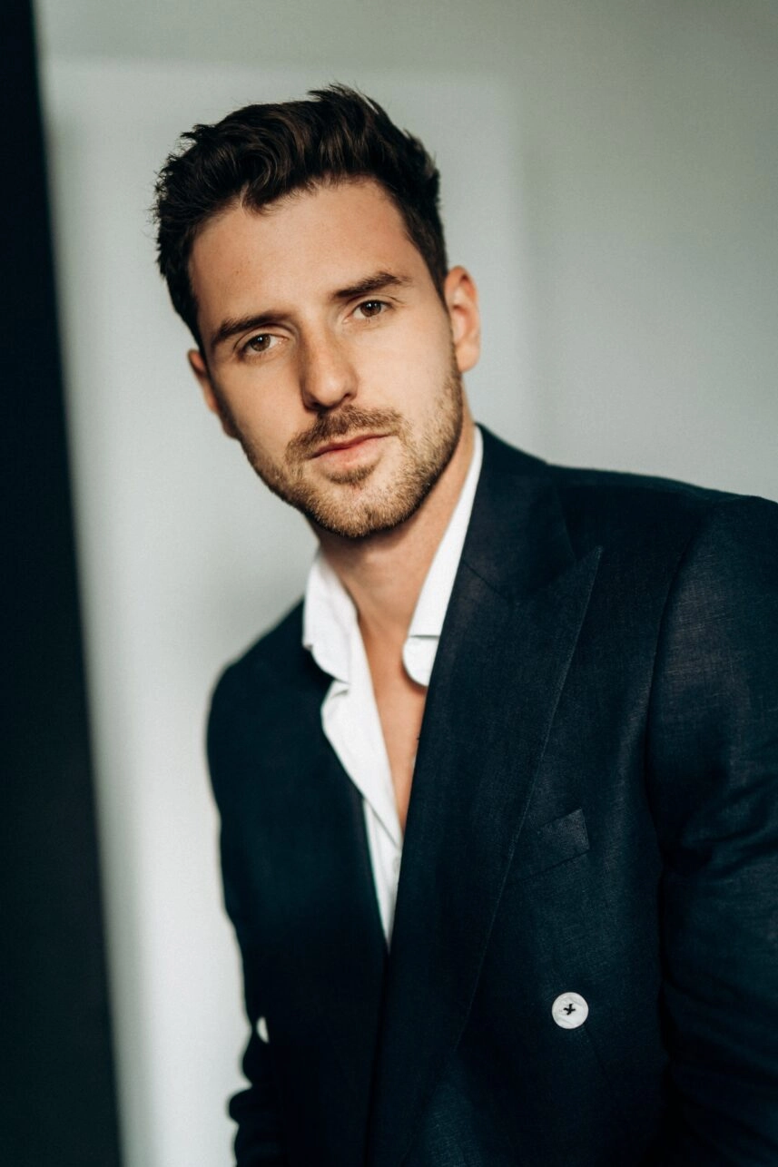 Marie Claire питає: актор Павло Текучев