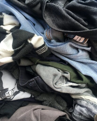 Куди здати непотрібні речі