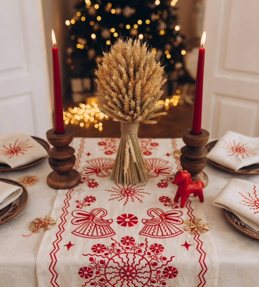 Свічки, авторський посуд та текстиль: 5 красивих колекцій різдвяного декору від українських брендів