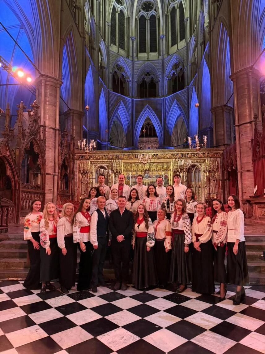 «Щедрик» у Вестмінстерському абатстві: український хор заспівав у різдвяному зверненні короля Чарльза III