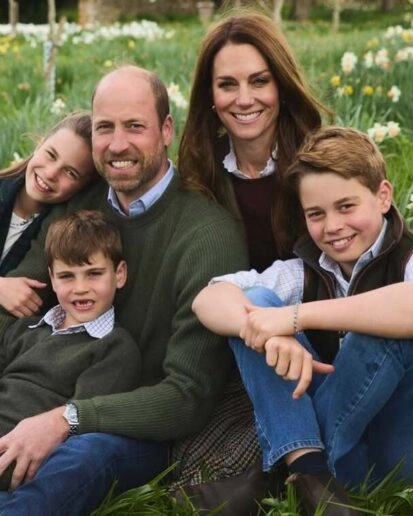 Кейт Міддлтон та принц Вільям показали зворушливу різдвяну листівку з дітьми