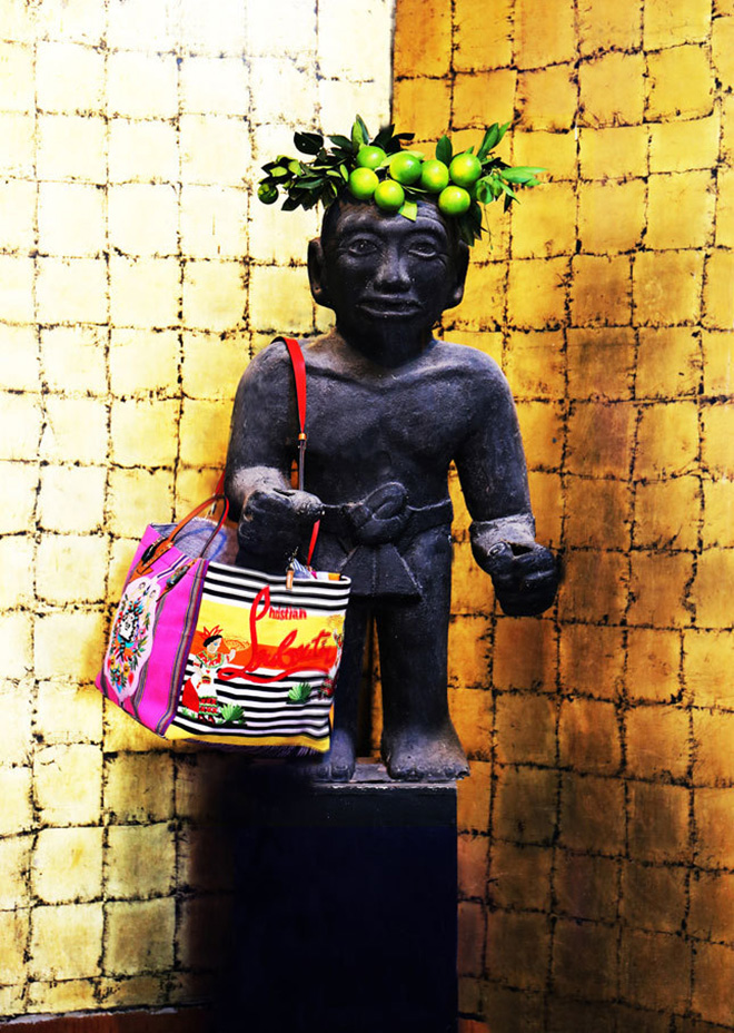 Кристиан Лубутен создал сумку с мастерицами племени майя - фото 3