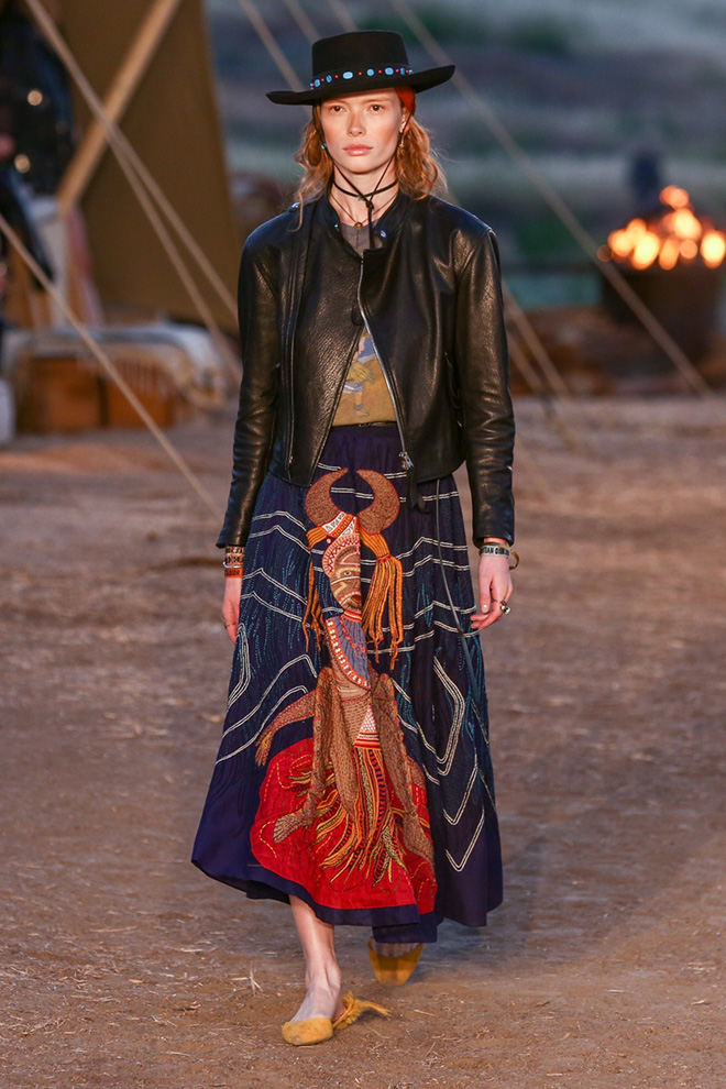 Женское шаманство: круизная коллекция Dior - фото 9