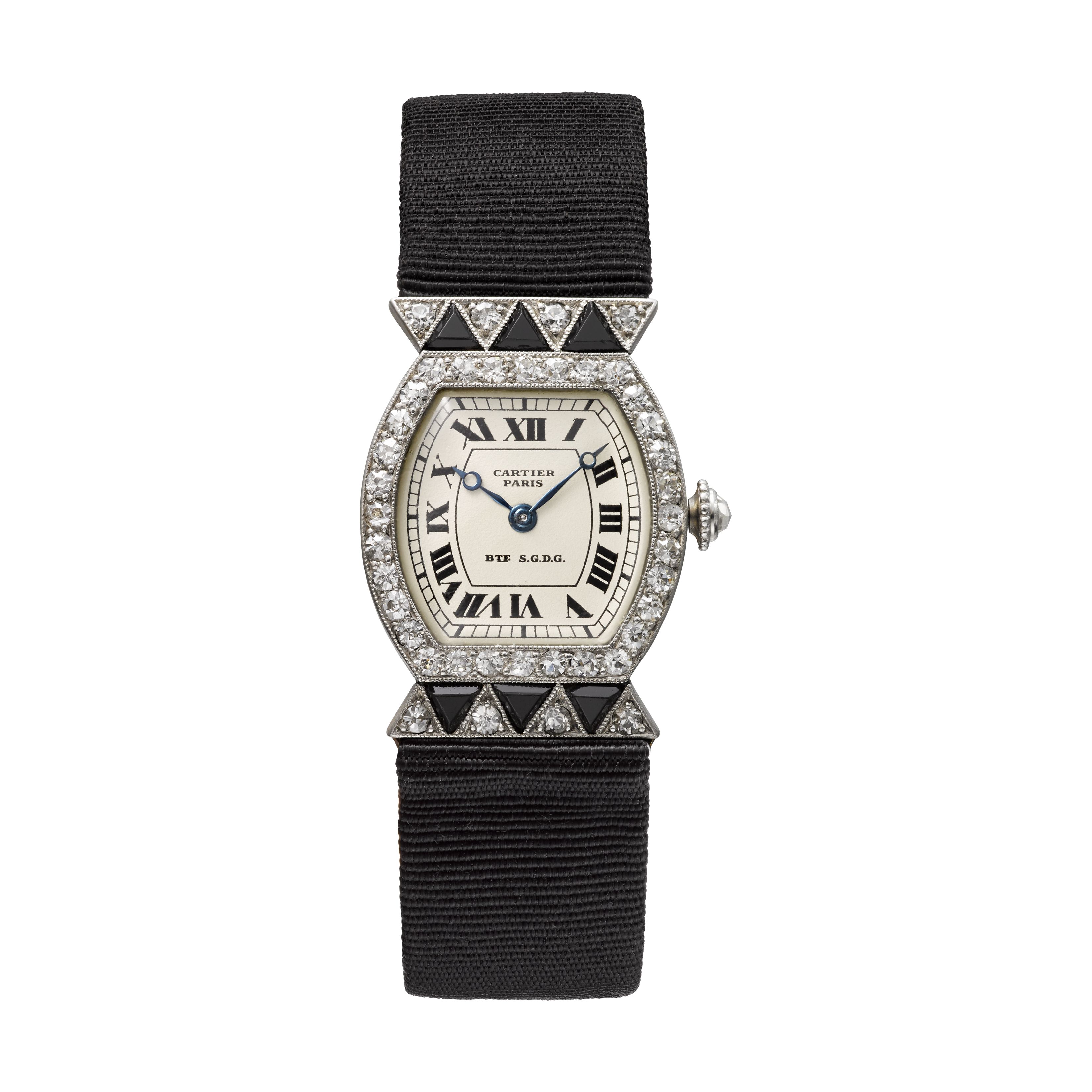 Наручные часы Tortue Cartier